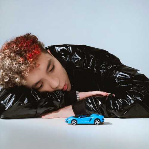 Скачать песню Rakhim - Синий Lamborghini