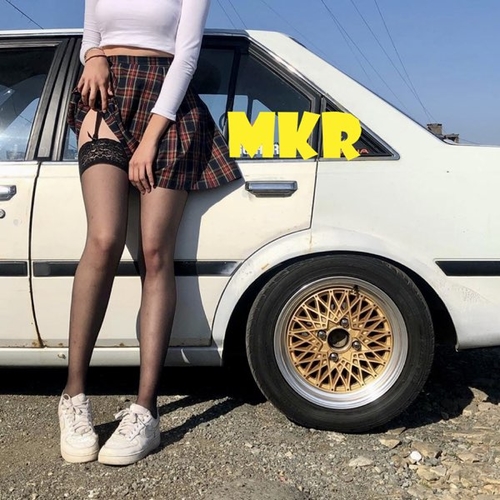 Скачать песню Midnight Blue - MKR
