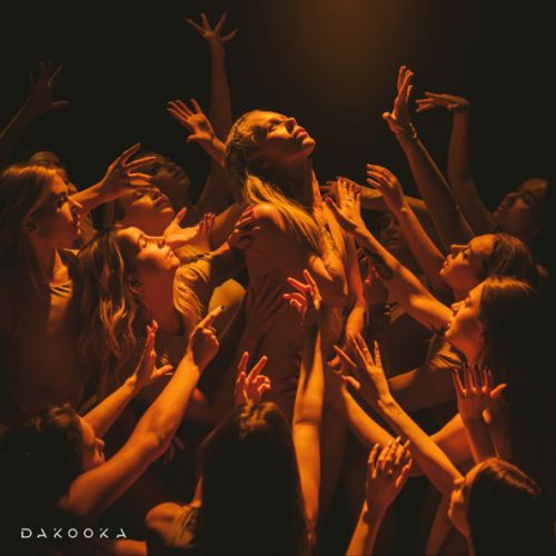 Скачать песню Dakooka - Точка