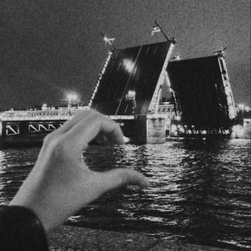 Скачать песню Gazirovka - Питер (feat. Vвгуст)
