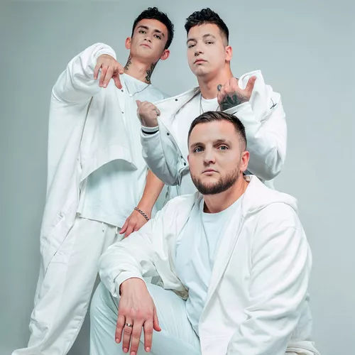 Скачать песню Тайпан - Фонари (feat. Logmarin & Hydy)