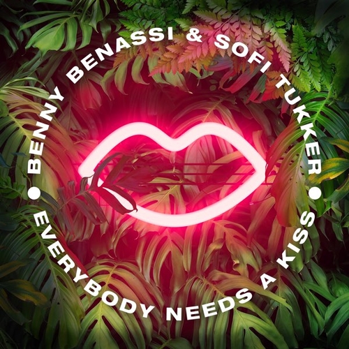 Скачать песню Benny Benassi & Sofi Tukker - Everybody Needs A Kiss (Extended Mix)
